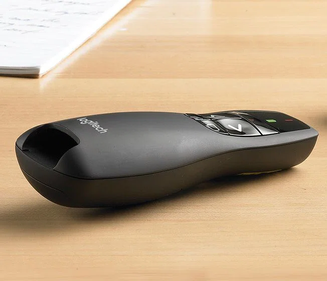 Logitech R400 Laser Presentation Remote Wireless Presenter Red Laser Black - 5. kép