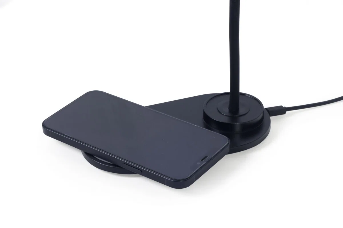 Gembird TA-WPC10-LED-01-MX Desk Lamp with Wireless Charger 10W Black - 2. kép